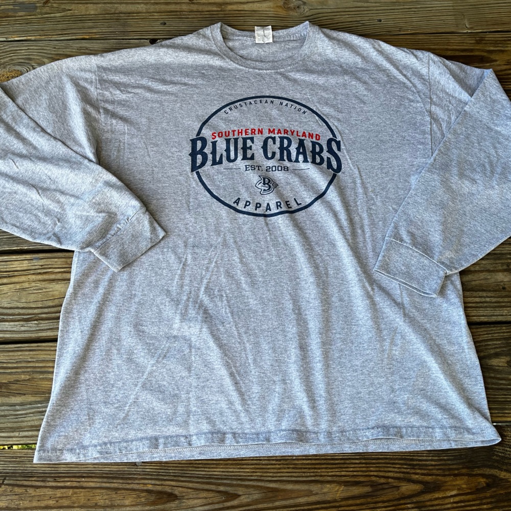Men’s Southern Maryland Blue Crab “Crustacean Nation” Long Sleeve Gray T Shirt